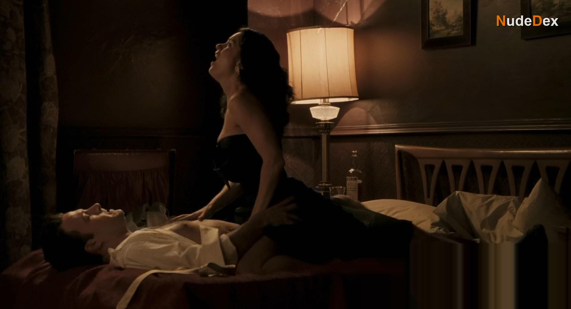 Diane Lane in Hollywoodland, photo 6