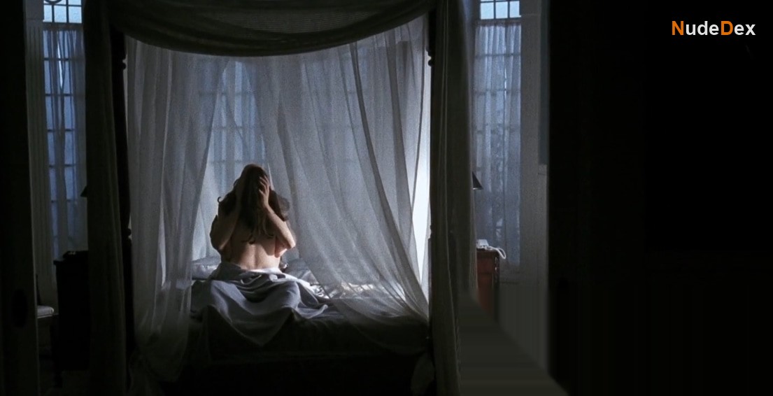 Diane Lane in Knight Moves, photo 5