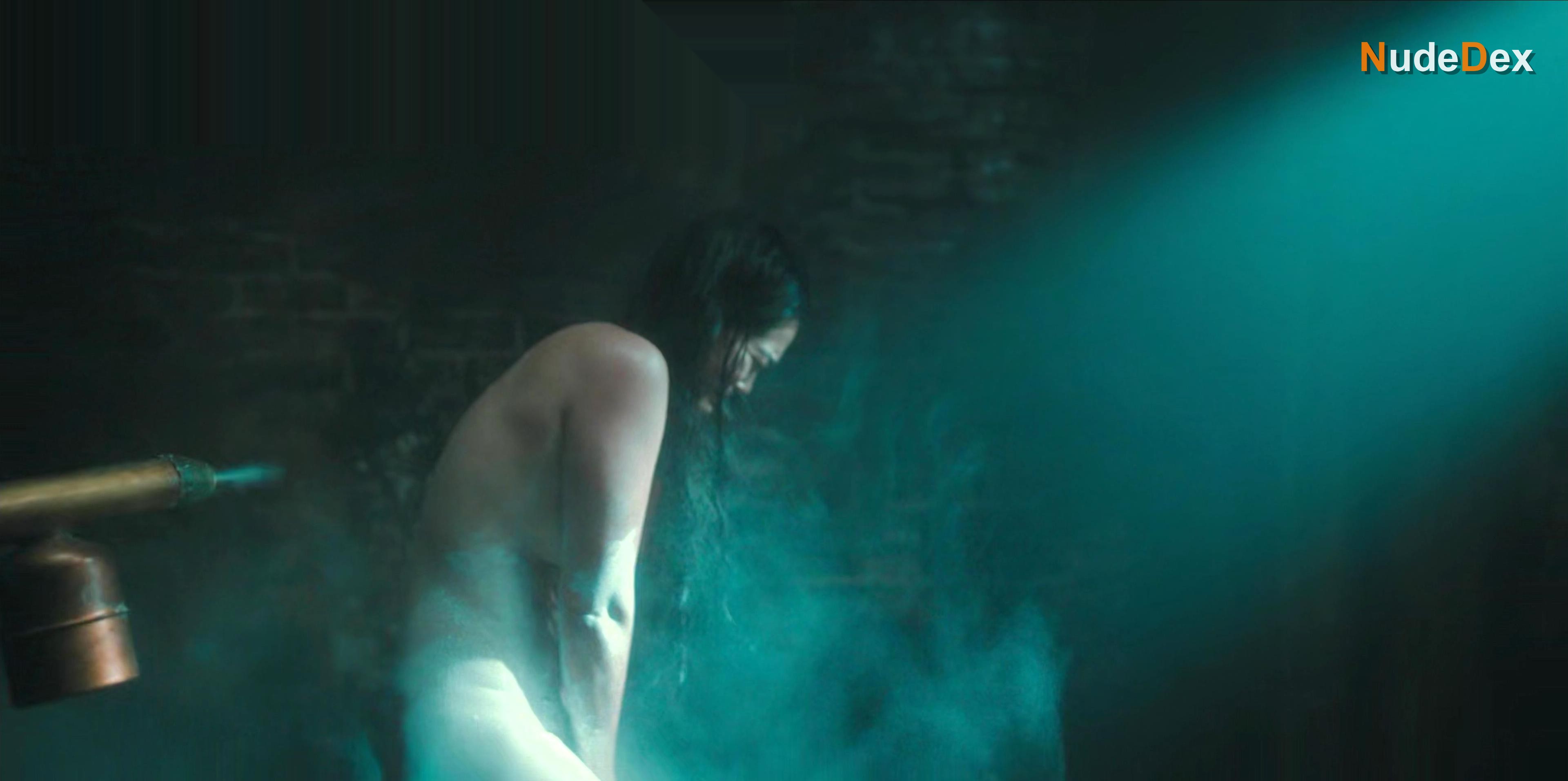 Dianne Doan in Warrior, photo 6