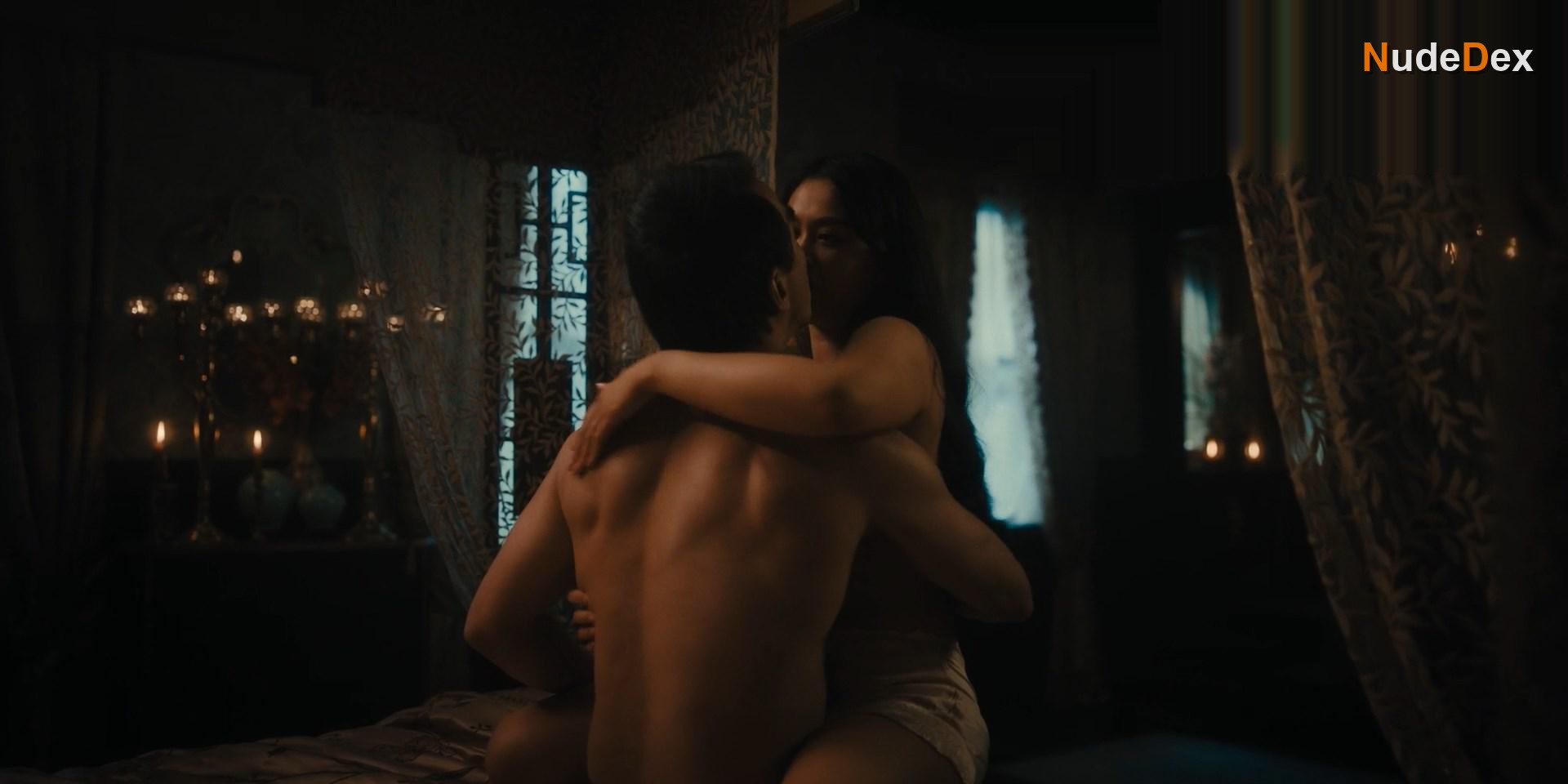 Dianne Doan in Warrior, photo 17