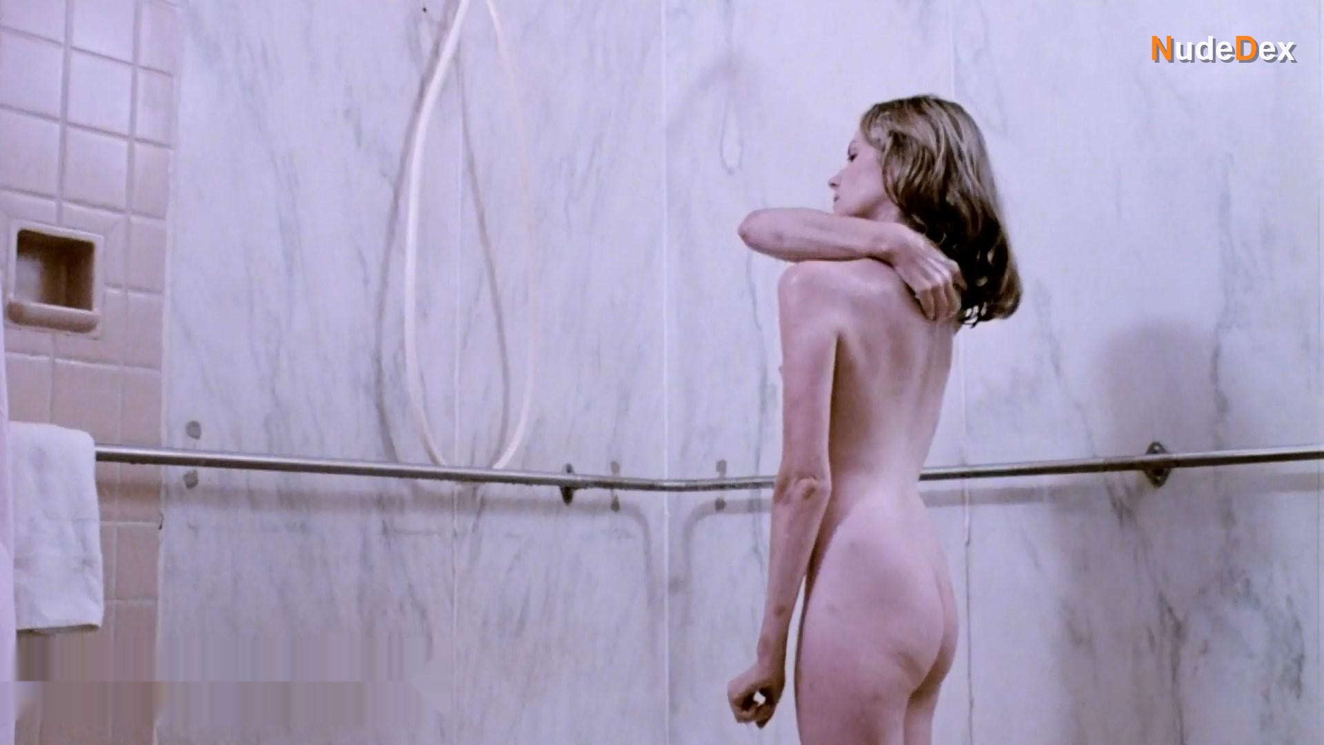 Dianne Hull in The Fifth Floor, photo 2