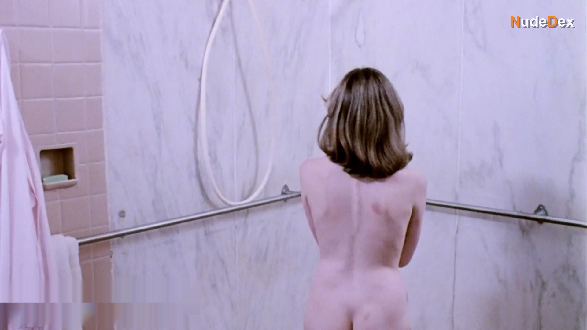 Dianne Hull in The Fifth Floor, photo 3