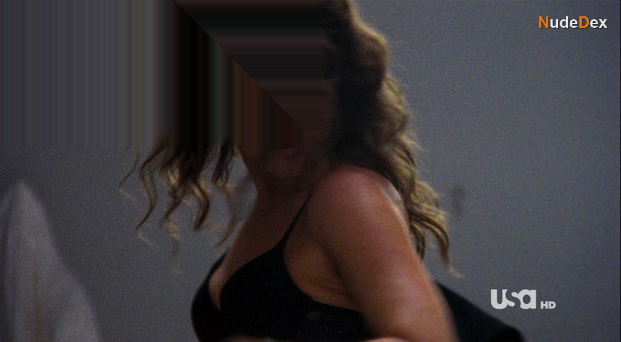 Dina Meyer in Burn Notice, photo 1