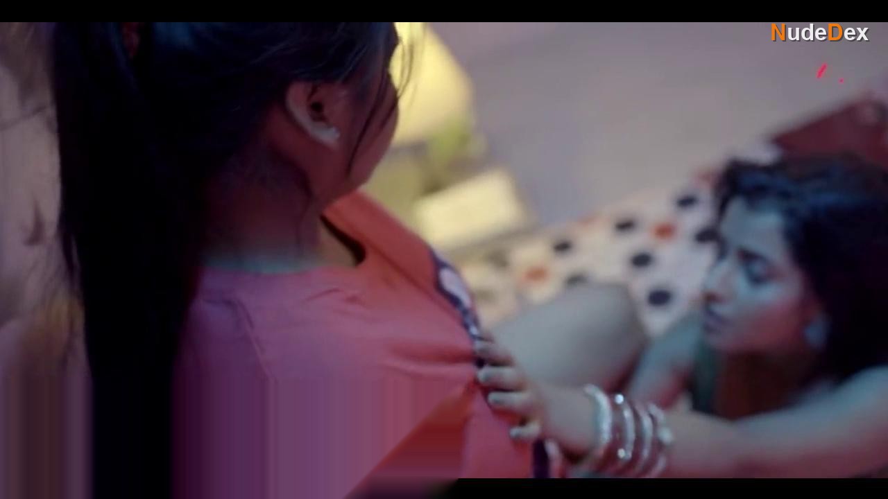 Divya Arya in Flat Screen, photo 64