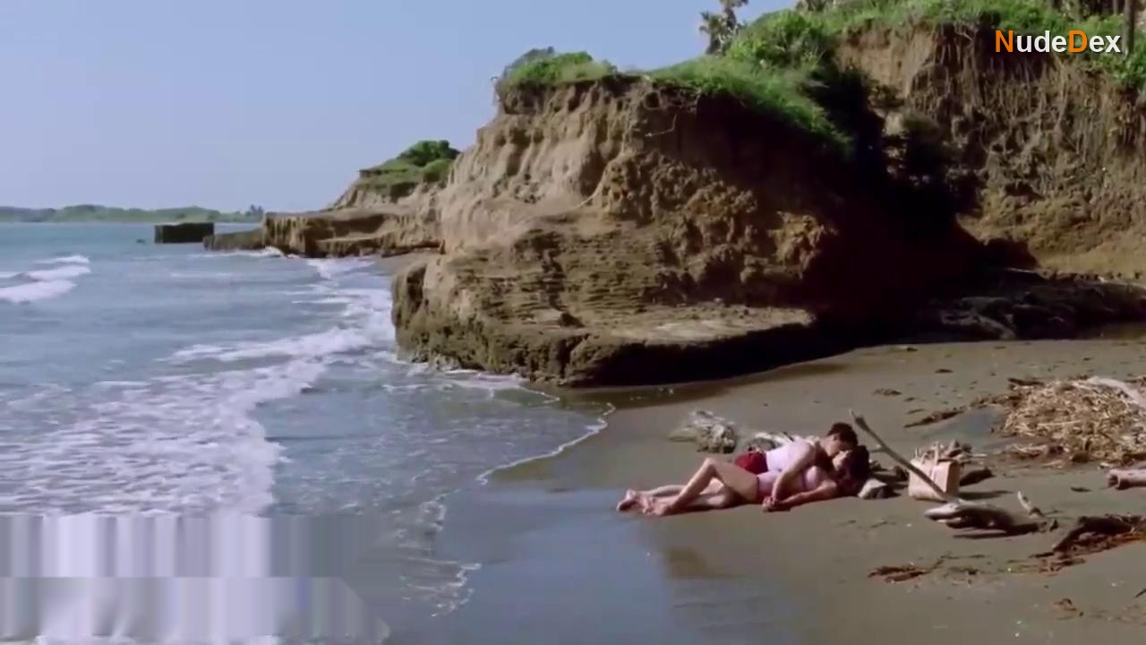 Dobrina Liubomirova in Los Vuelcos Del Corazon, photo 2