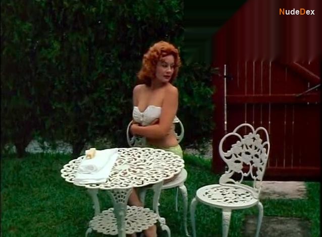 Dolores Carlos in The Beast That Killed Women, photo 1