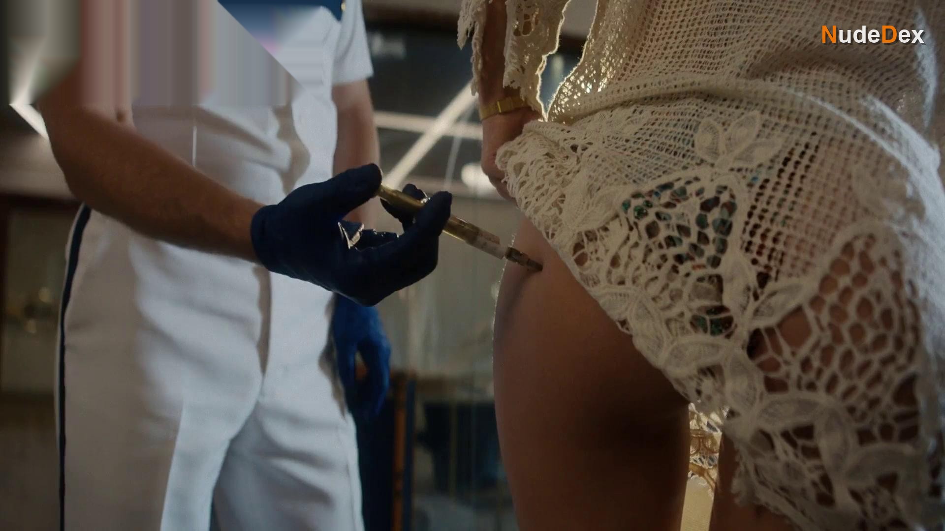 Dominique Star in Doctor Odyssey, photo 3