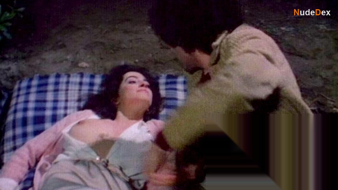 La Liceale Seduce I Professori in La Liceale Seduce I Professori, photo 5