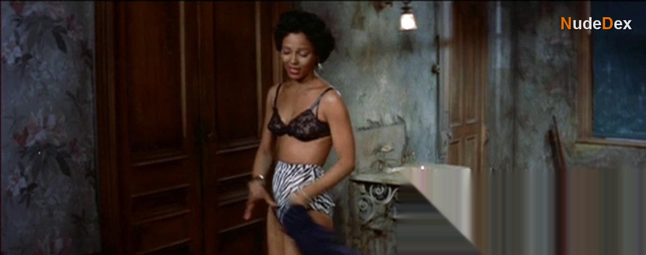 Dorothy Dandridge in Carmen Jones, photo 3