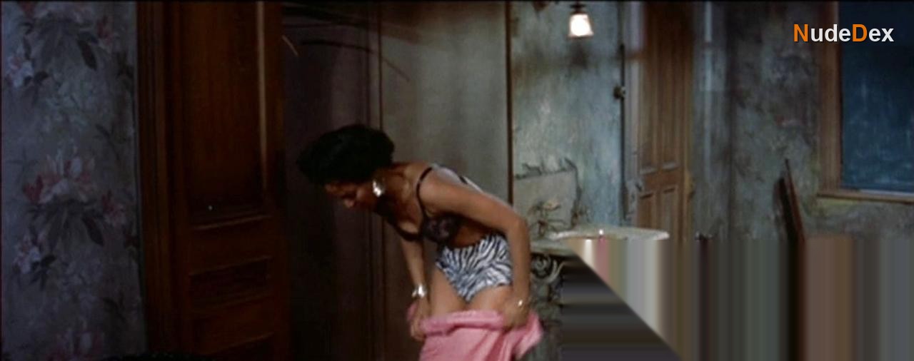 Dorothy Dandridge in Carmen Jones, photo 5