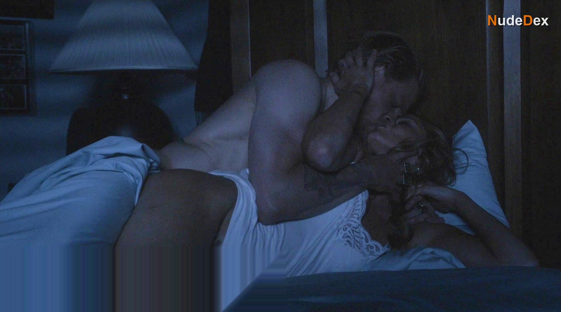Annabeth Gish in Sons Of Anarchy