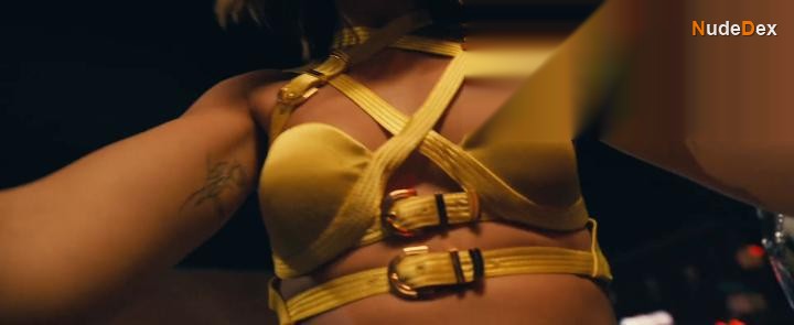 Dua Lipa in Dont Start Now, photo 2