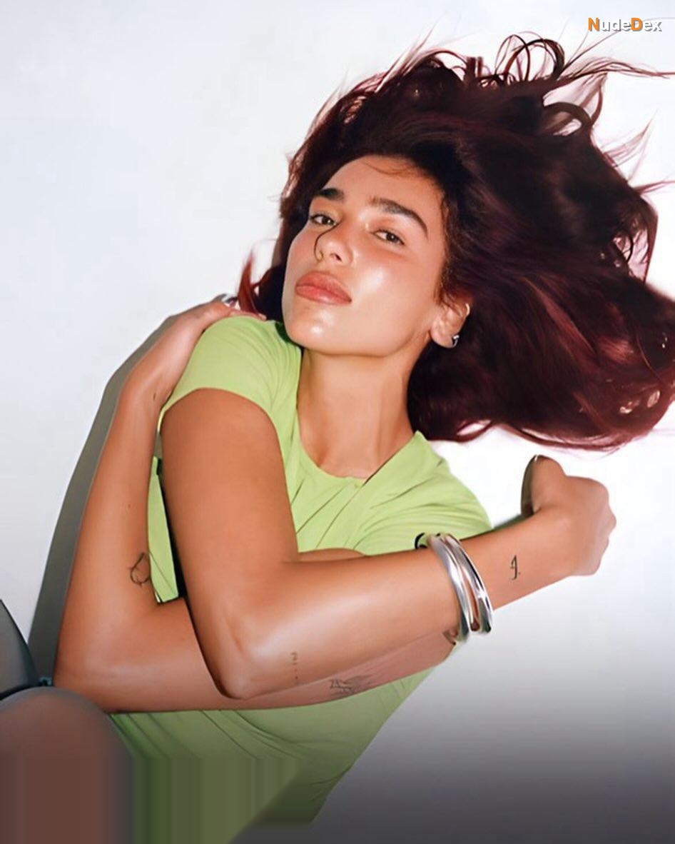 Dua Lipa in Houdini, photo 3