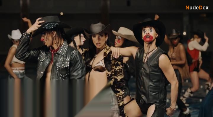 Dua Lipa in Love Again, photo 2