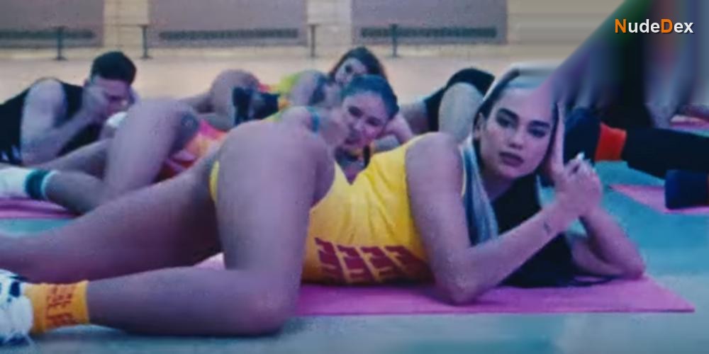 Dua Lipa in Physical, photo 2