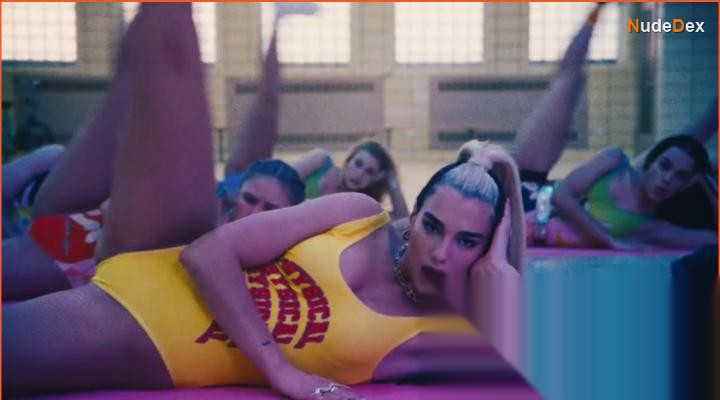 Dua Lipa in Physical, photo 3