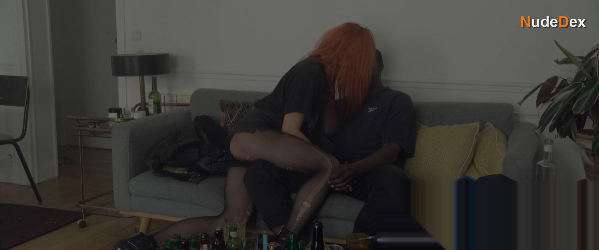 Dustin in Dustin, photo 8