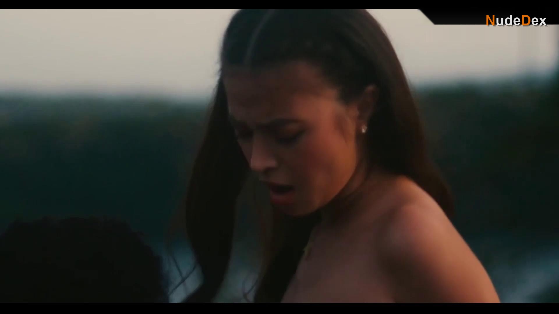 Dyessa Garcia in Todo Kayod, photo 5