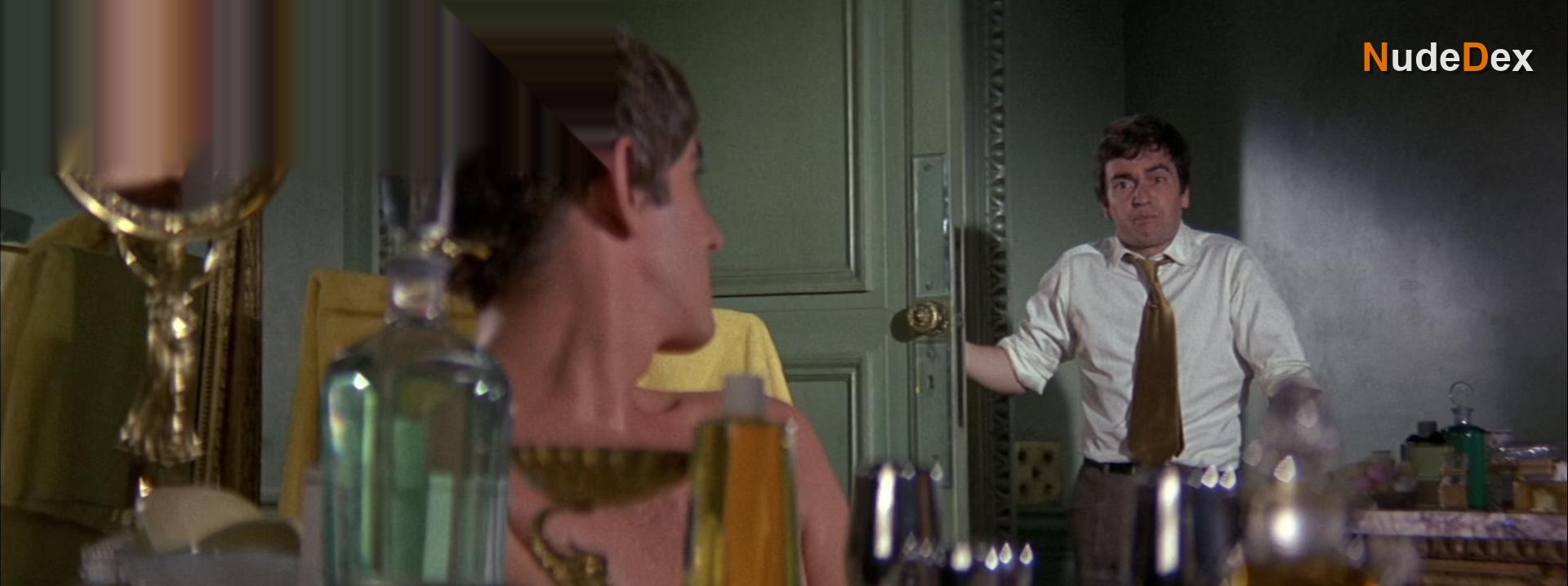 Eleanor Bron in Bedazzled, photo 2