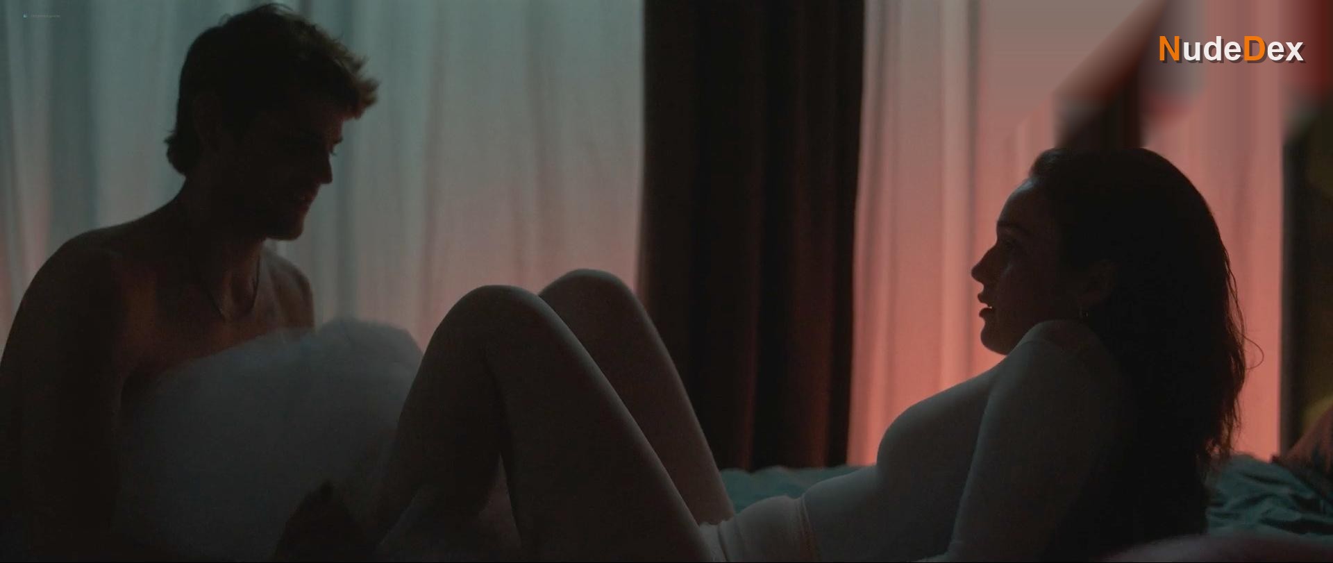 Elea Rochera in Mala Influencia, photo 12