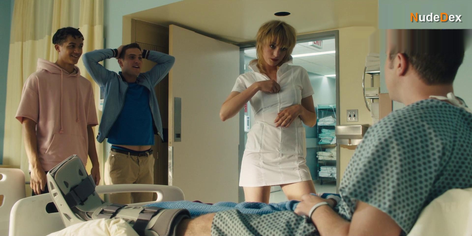 Elena Anaya in Jett, photo 12