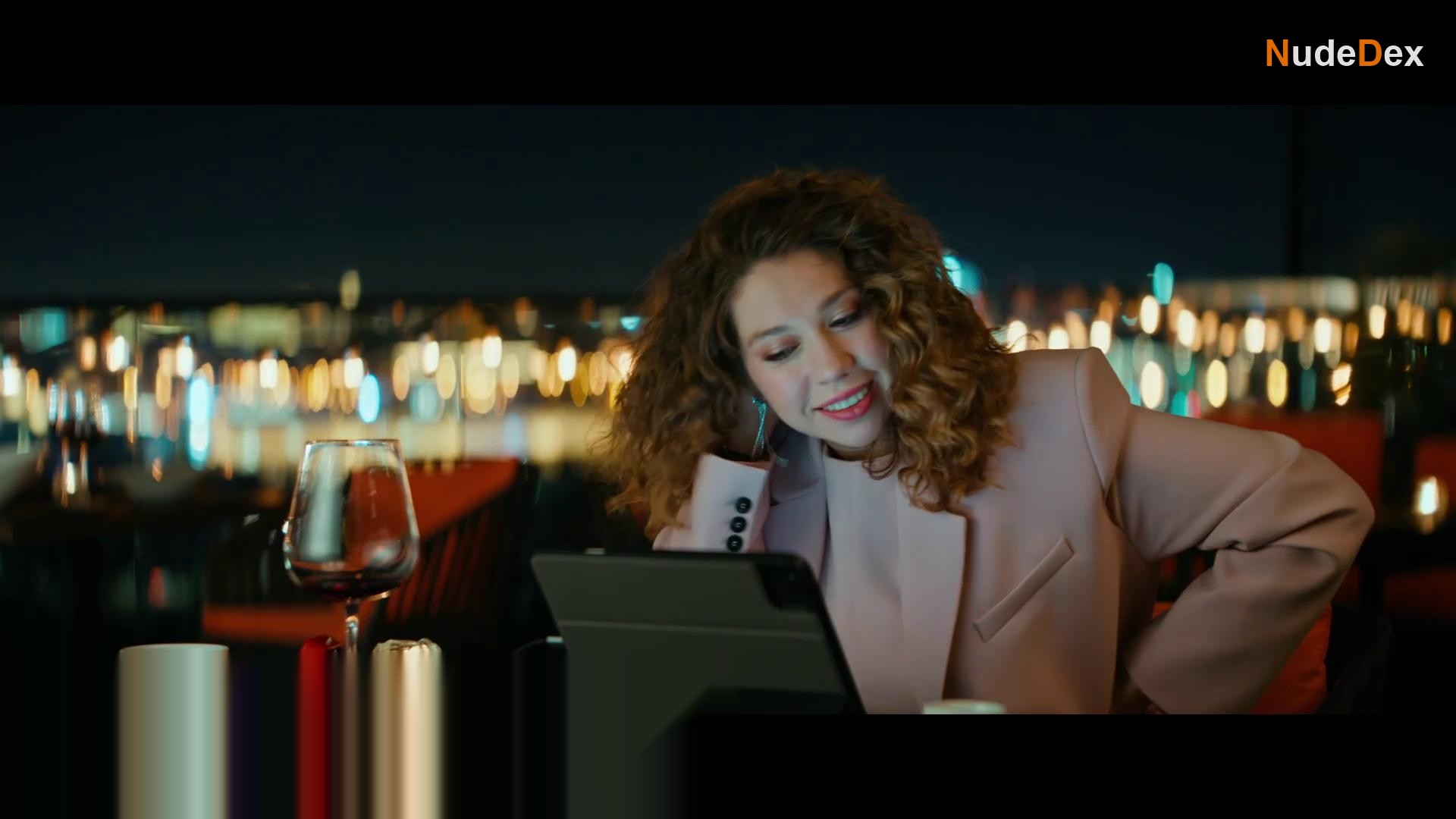 Elena Buyvidis in My Rozhaem, photo 1