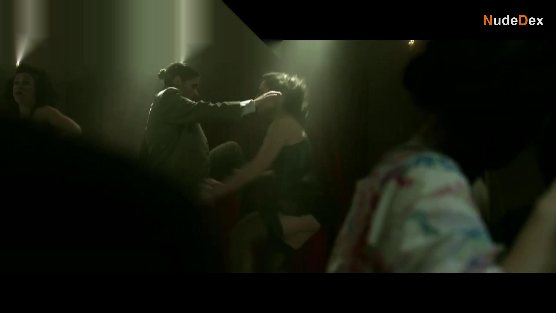 Elena Seijo in A Esmorga, photo 13
