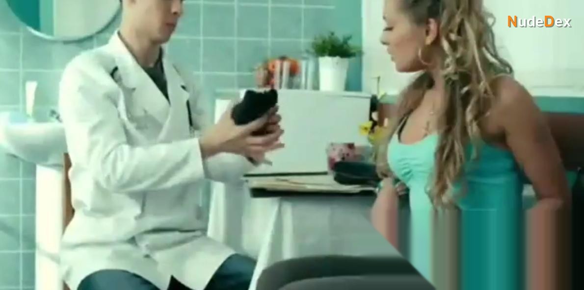 Elena Sinilova in Interny, photo 3