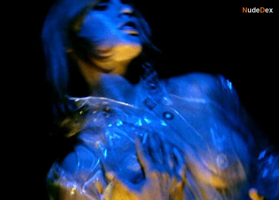 Elisabeth Wiener in La Prisonniere, photo 4