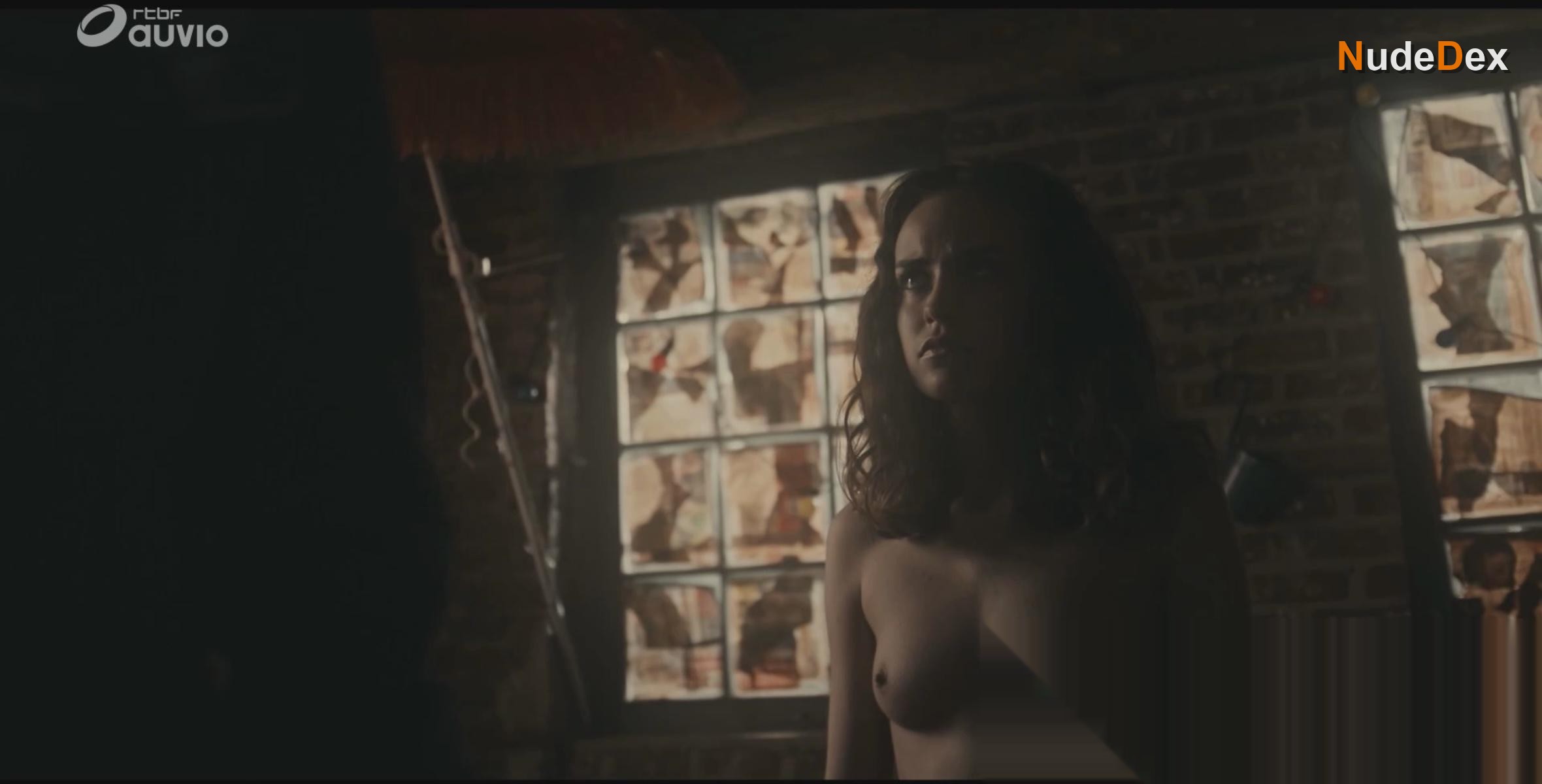 Elisa Echevarria in Invisible, photo 3