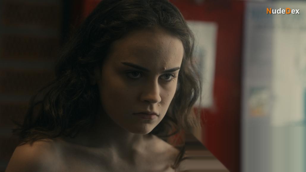 Elisa Echevarria in Invisible, photo 4