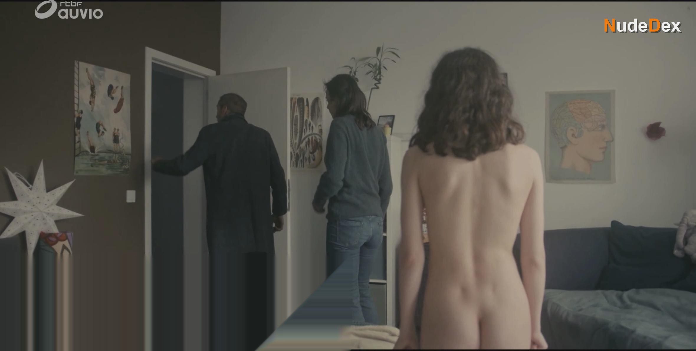 Elisa Echevarria in Invisible, photo 9