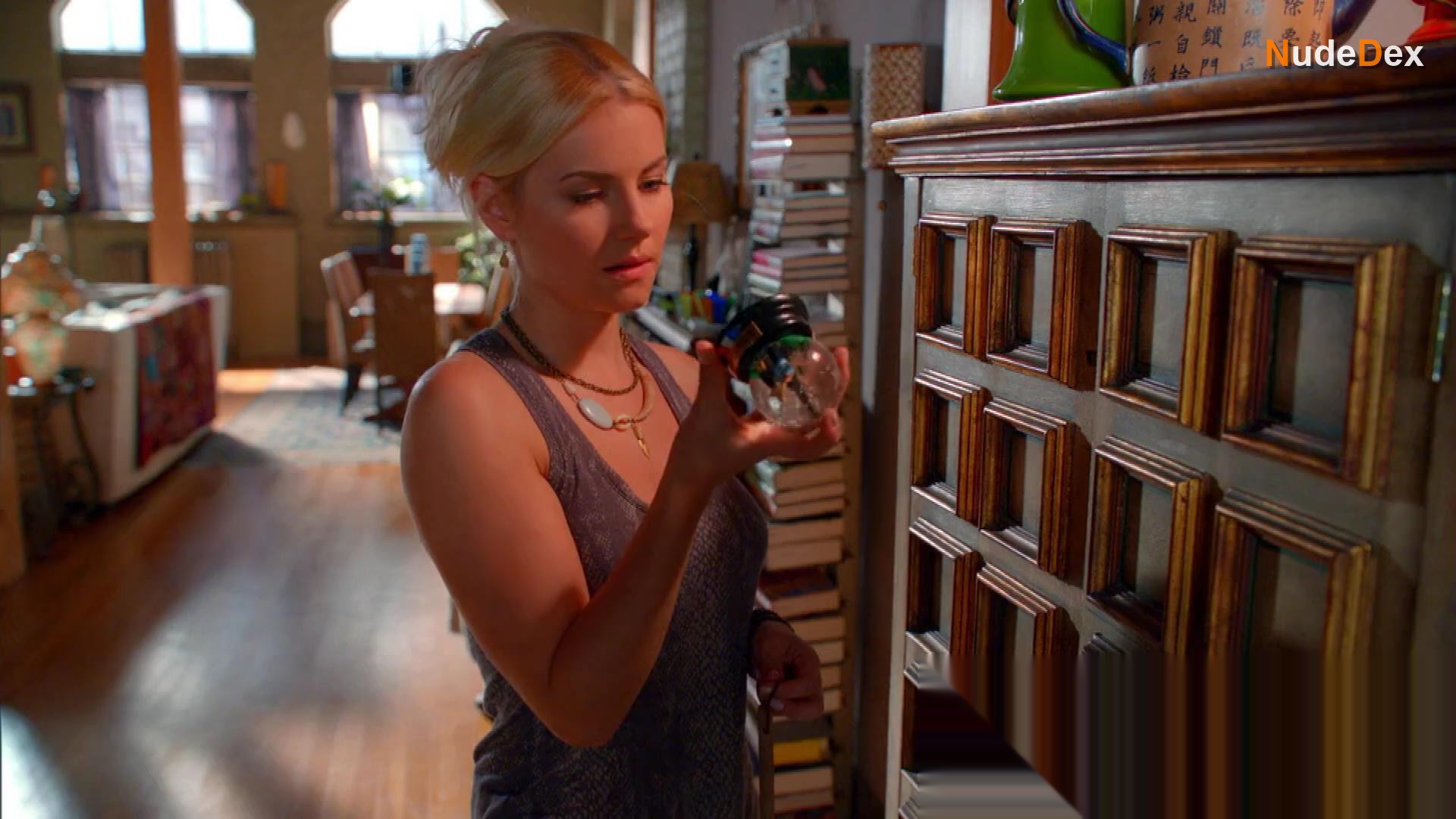 Happy Endings in Happy Endings, photo 7