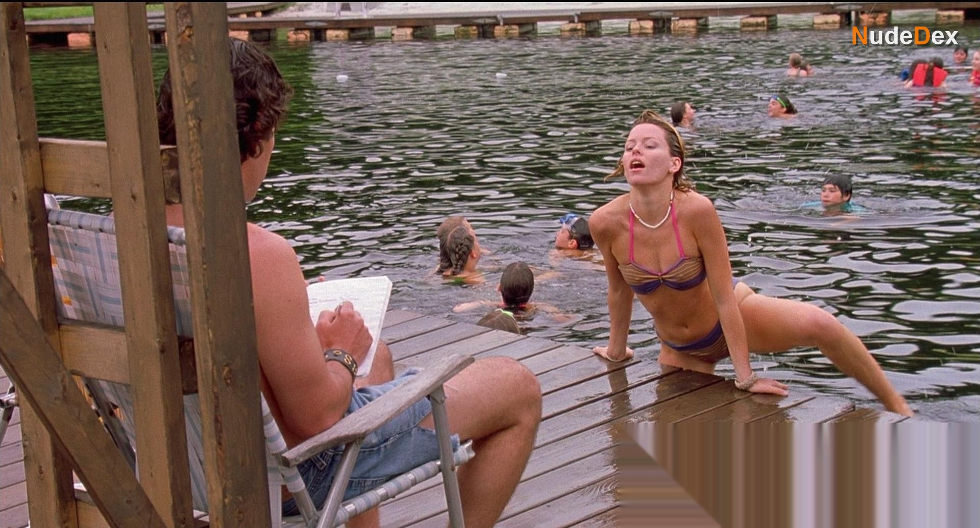 Elizabeth Banks in Wet Hot American Summer, photo 3