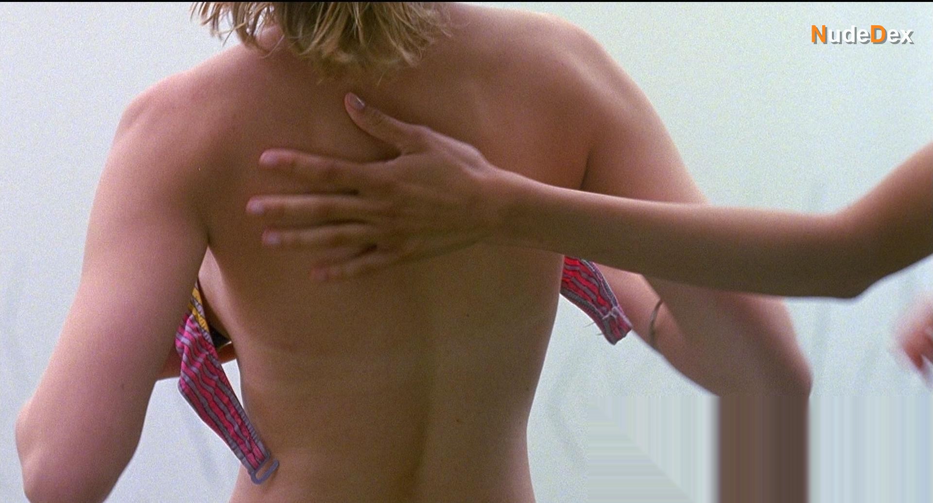 Elizabeth Banks in Wet Hot American Summer, photo 8