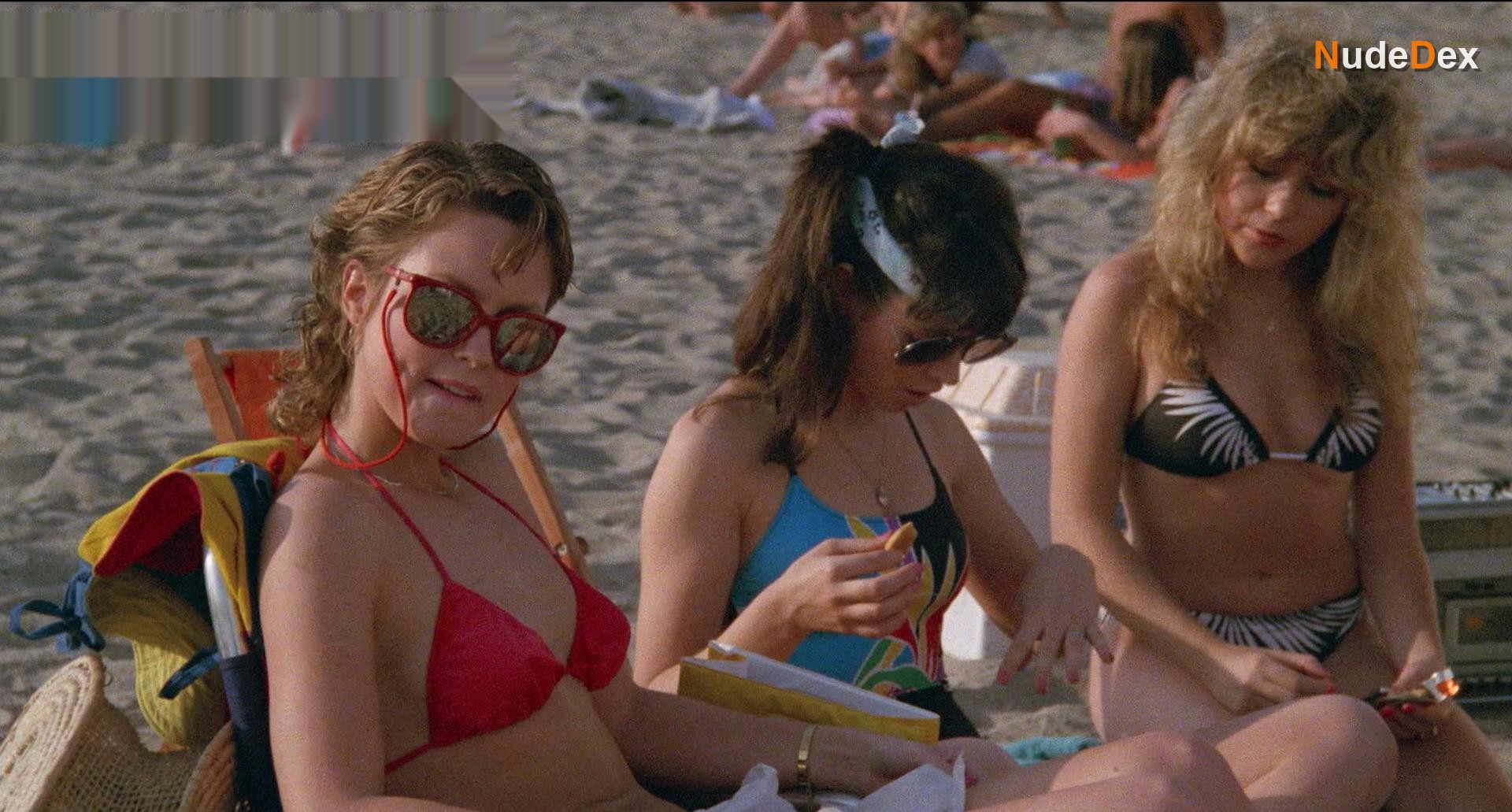Elizabeth Daily in Valley Girl, photo 12