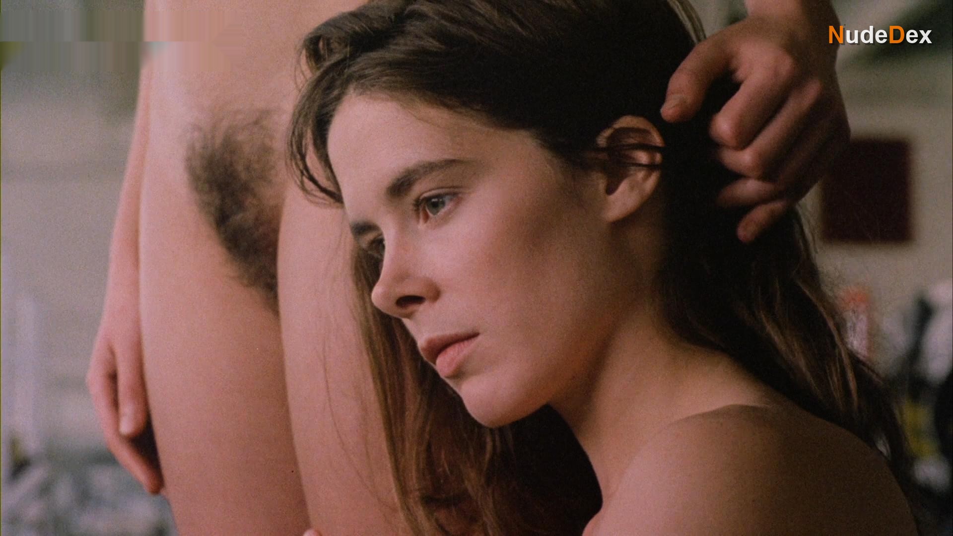 Elizabeth Hurley in Aria, photo 15