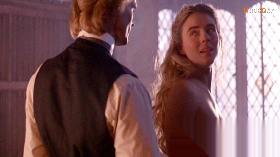 Elizabeth Hurley in Aria, photo 24