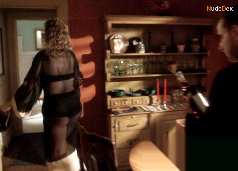 Elizabeth Mitchell in Hollywood Palms, photo 1