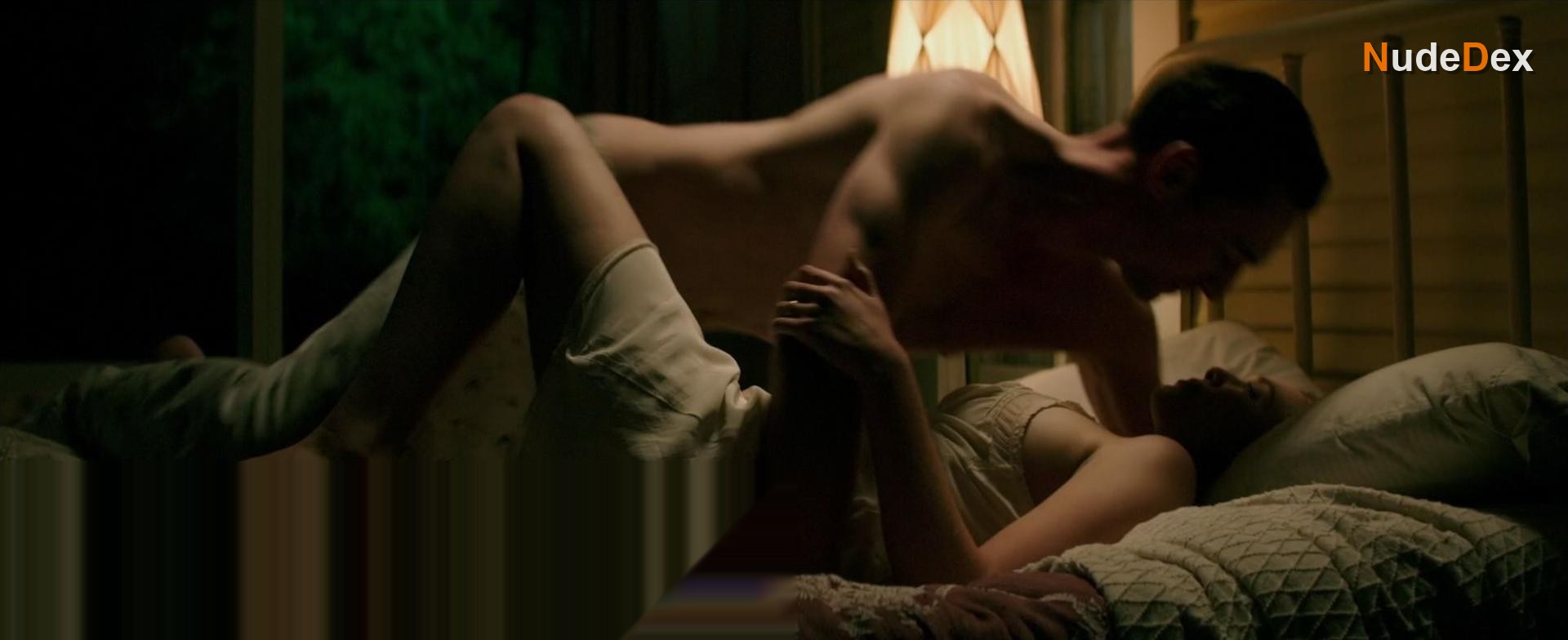 Elizabeth Olsen in I Saw The Light, photo 1