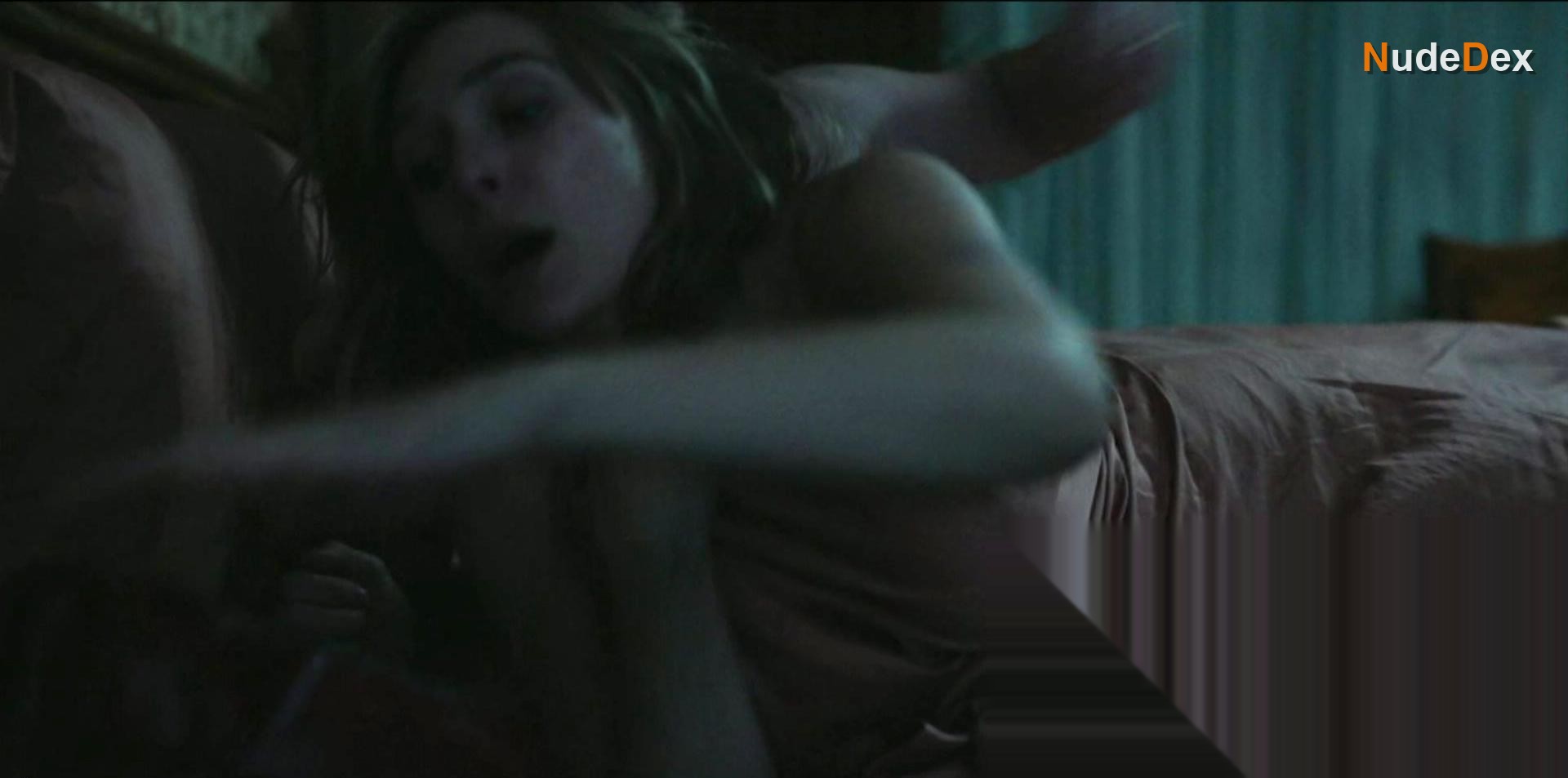 Elizabeth Olsen in Love Death, photo 16