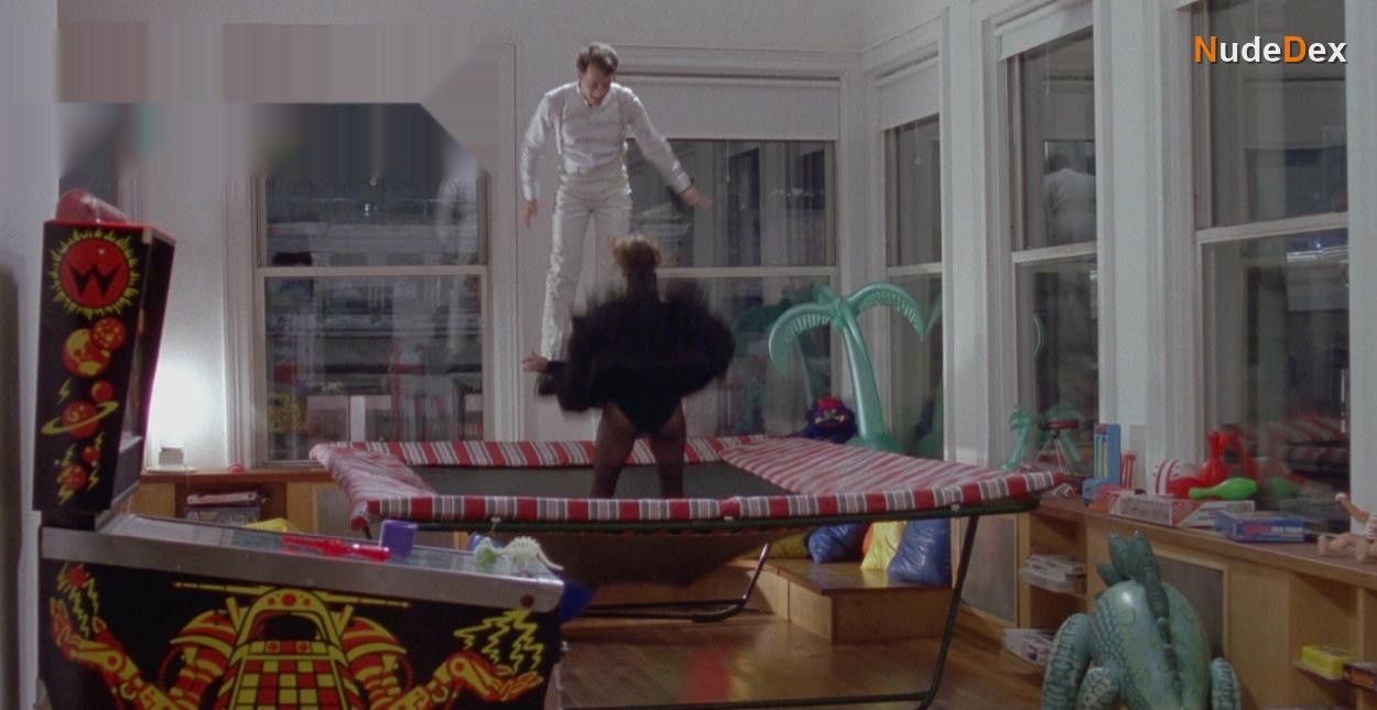 Elizabeth Perkins in Big, photo 3