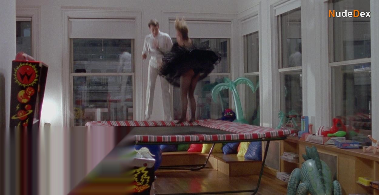 Elizabeth Perkins in Big, photo 4