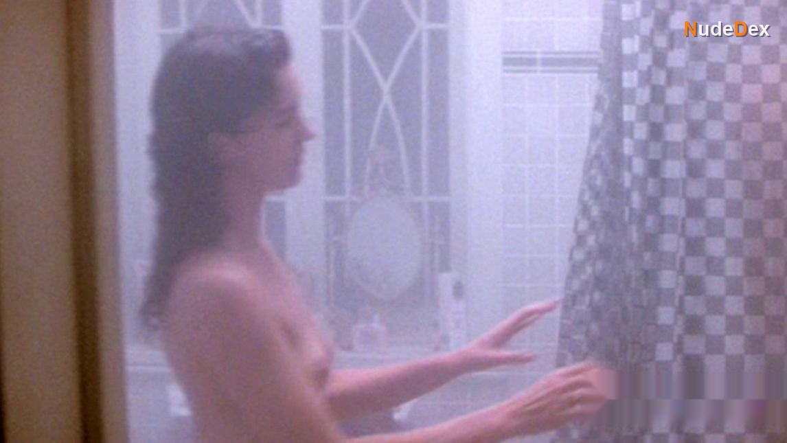 Elizabeth Perkins in He Said She Said, photo 3