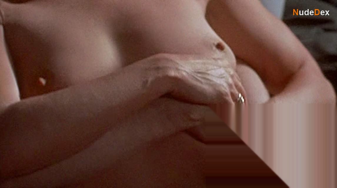 Elizabeth Perkins in I M Losing You, photo 4