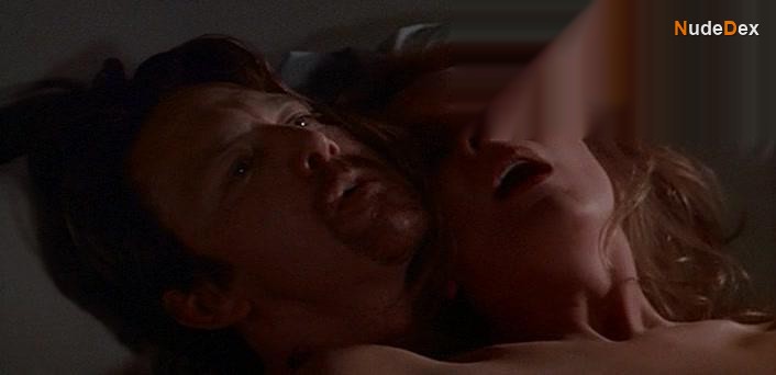 Elizabeth Perkins in I M Losing You, photo 13