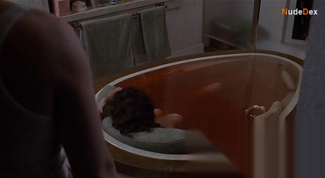 Elizabeth Taylor in X Y And Zee, photo 2