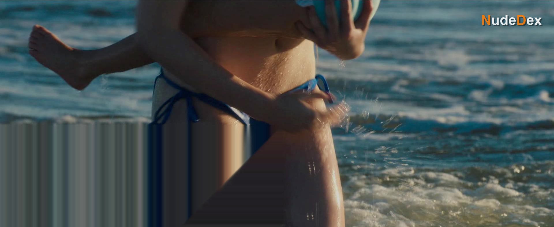 Elle Fanning in Galveston, photo 7