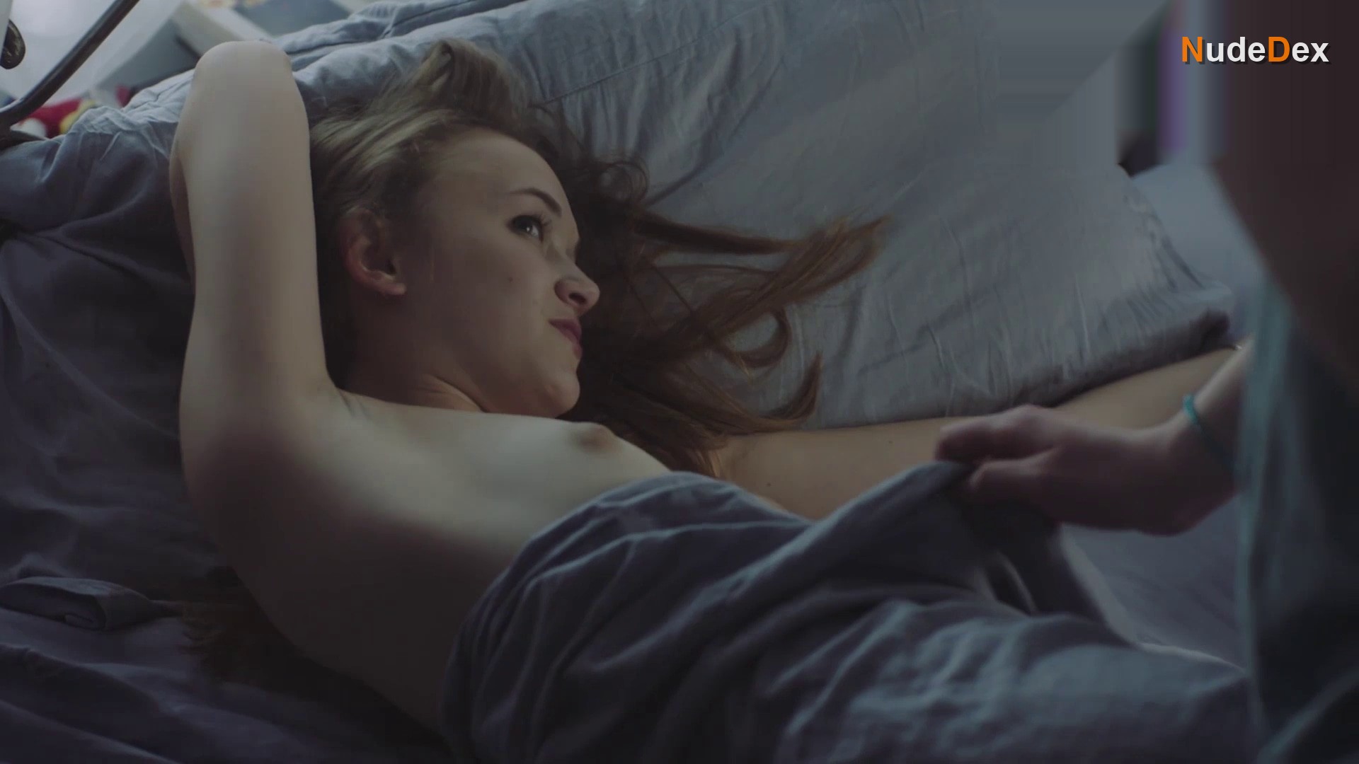 Ellie Yorke in Spring, photo 6