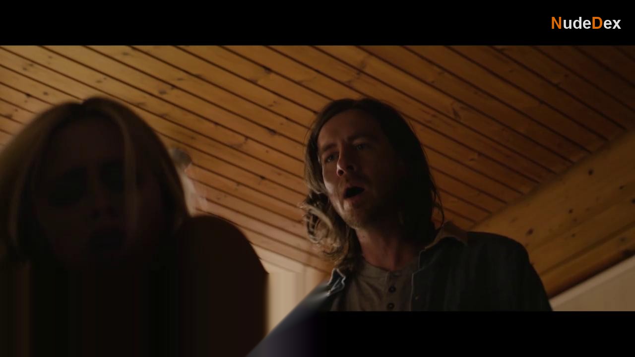 Elli Rhiannon Muller Osborne in Requiem For Selina, photo 5